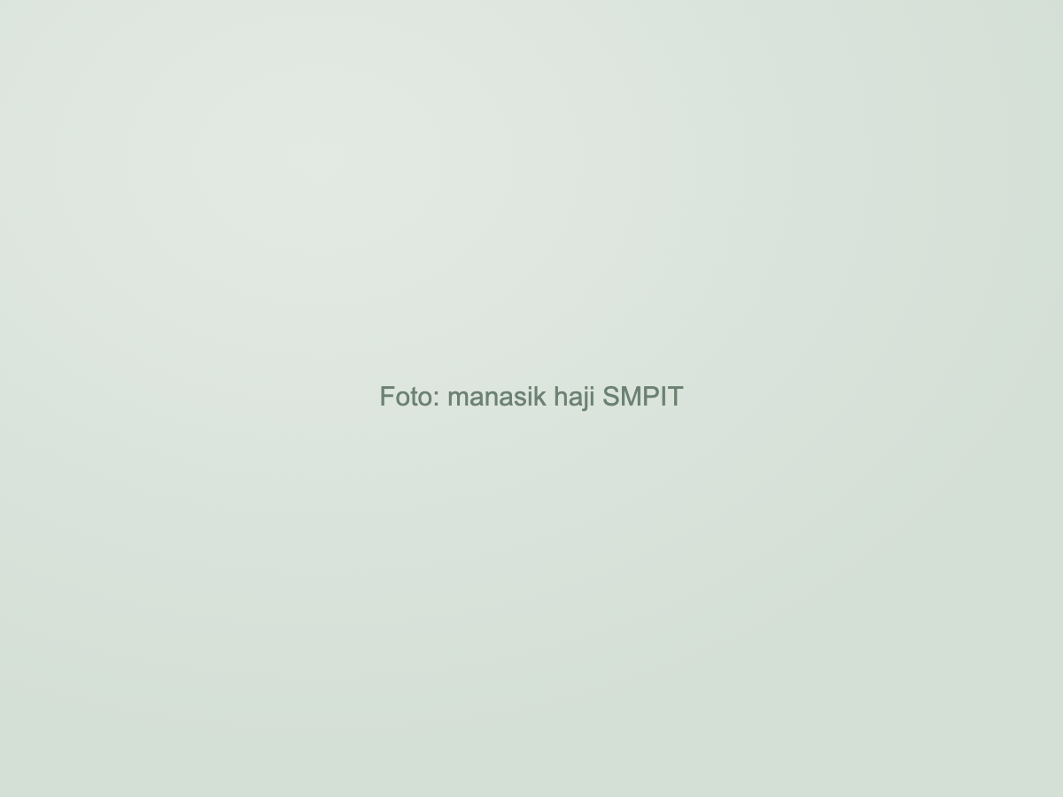 Manasik Haji Siswa SMPIT Insan Mulia di Lapangan Sekolah
